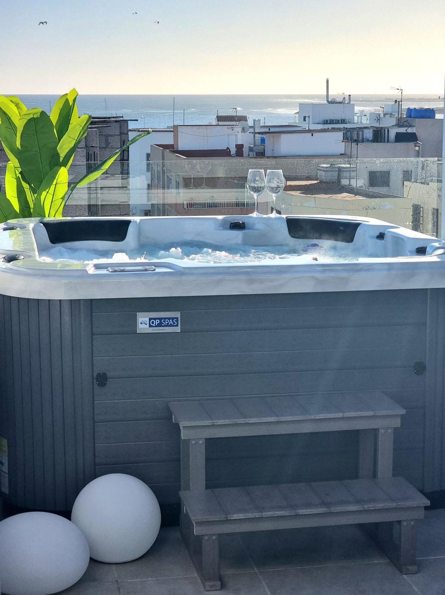 Ferienwohnung Luxury Penthouse Valentin With Jacuzzi Corralejo Exterior foto